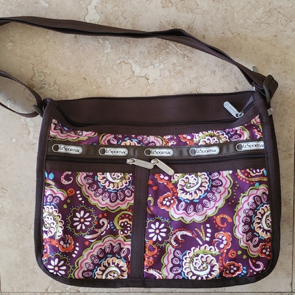 Lesportsac Bags Lesportsac Deluxe Everyday Crossbody Bag Style 757